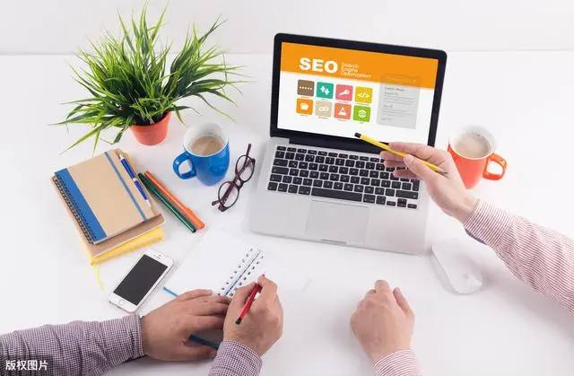 糖果派bb电子网站刘宇宁陪黄子韬敬酒